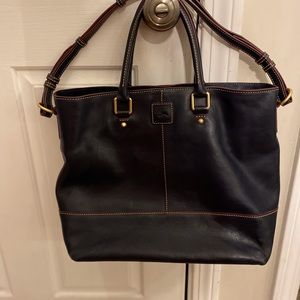Dooney & Bourke large navy leather Barlow bag